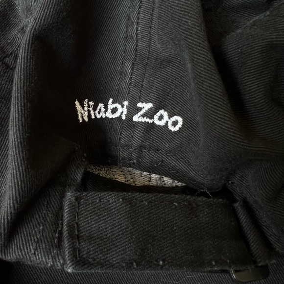 Embroidered Snake Hat - Picture 2 of 3